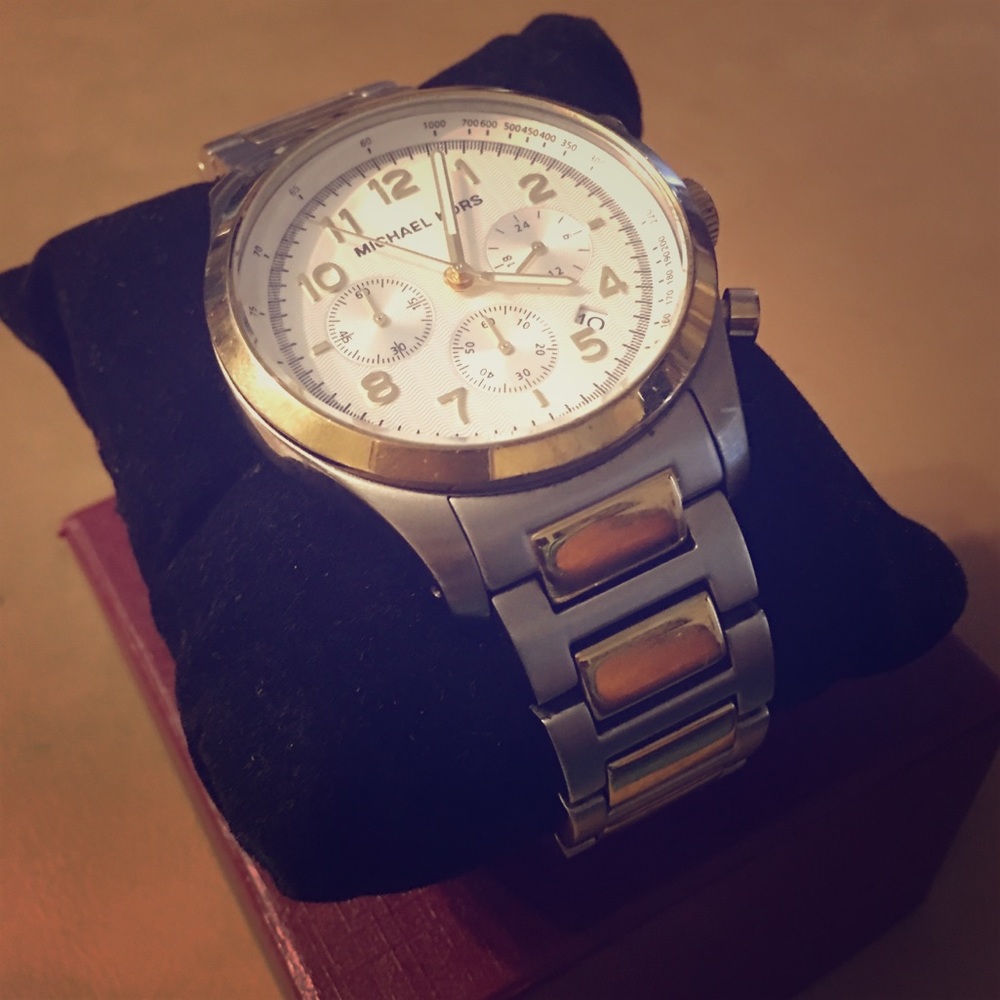 Micheal Kor Men’s Watch just like New!!!